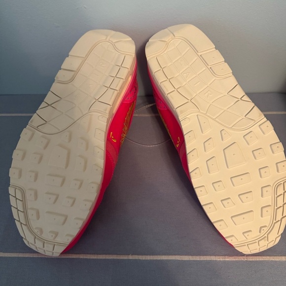 NEW Nike Air Max 1 Premium Dia De Muertos  Sneakers with Embroidered Design - Picture 5 of 10